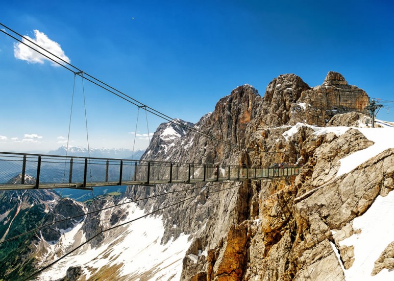 Der Dachstein mit spektakulärer Hängebrücke